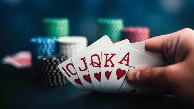 Những thuật ngữ cơ bản trong trò chơi Poker